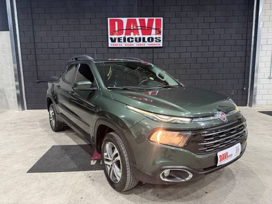 FIAT TORO 2.4 16V MULTIAIR FLEX FREEDOM AT9 FIAT TORO 2.4 16V MULTIAIR FLEX FREEDOM AT9